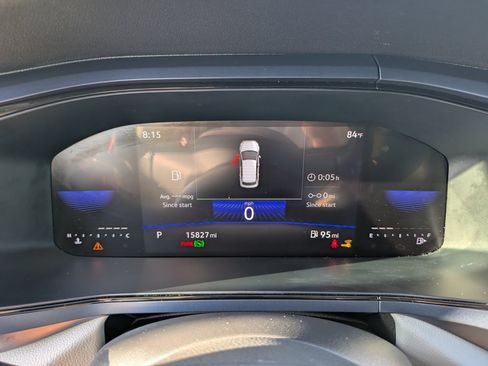 Certified 2023 Volkswagen Taos SE FWD image 31