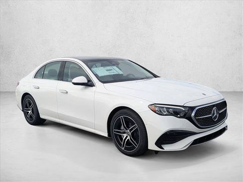 Used 2026 Mercedes-Benz E 350 4MATIC Sedan image 6