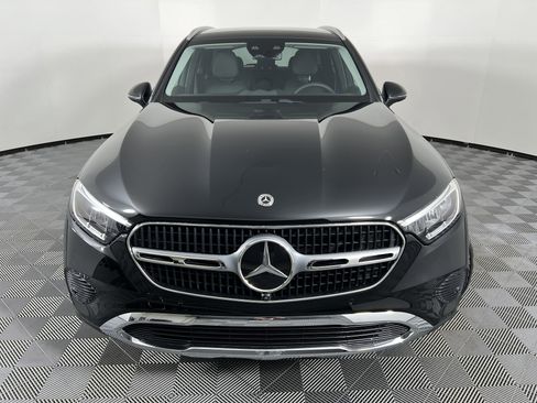 Used 2025 Mercedes-Benz GLC 350e 4MATIC image 5