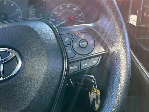 Used 2023 Toyota Corolla LE image 20