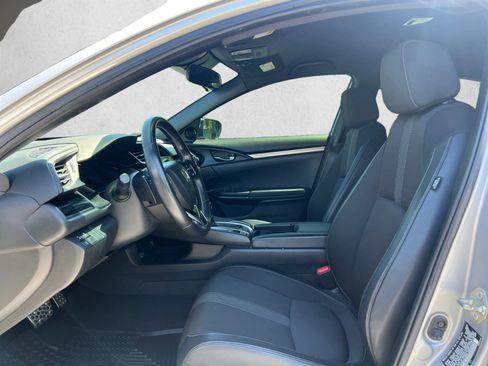 Used 2020 Honda Civic Sport image 11
