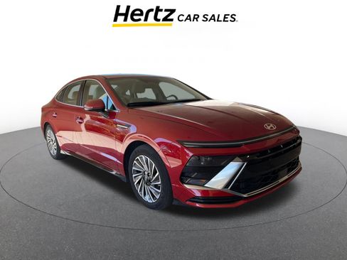 Used 2025 Hyundai Sonata SEL image 1