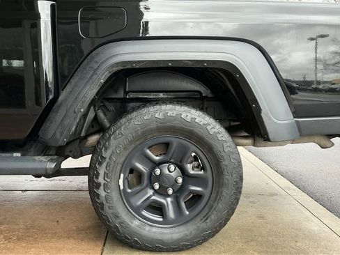 Used 2021 Jeep Gladiator Sport AWD/4WD image 22
