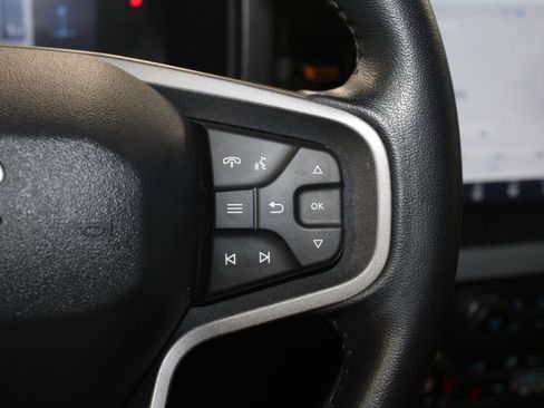 Used 2023 Ford Bronco Badlands image 37