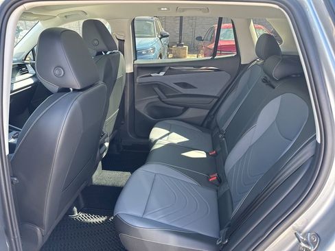 New 2026 Volkswagen Tiguan SE AWD/4WD image 13