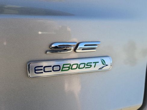 Used 2019 Ford Fusion SE image 29