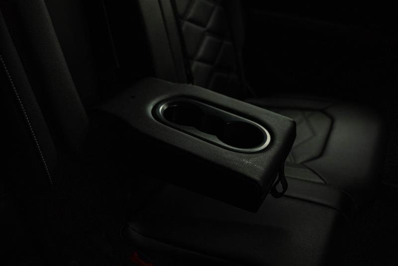 Used 2025 Volkswagen Atlas SE FWD image 14