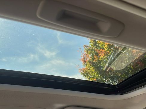 Used 2024 Subaru Crosstrek 2.0i Premium image 24