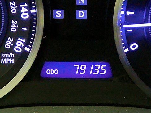 Used 2014 Lexus IS 250C w/ Luxury Package image 19