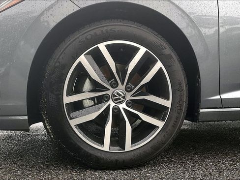 New 2026 Volkswagen Jetta SE FWD image 8