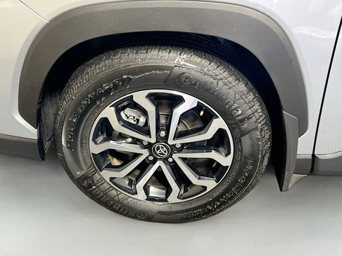 Used 2025 Toyota Corolla Cross AWD Hybrid image 13