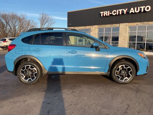 Used 2016 Subaru Crosstrek 2.0i Premium w/ Moonroof Package image 9