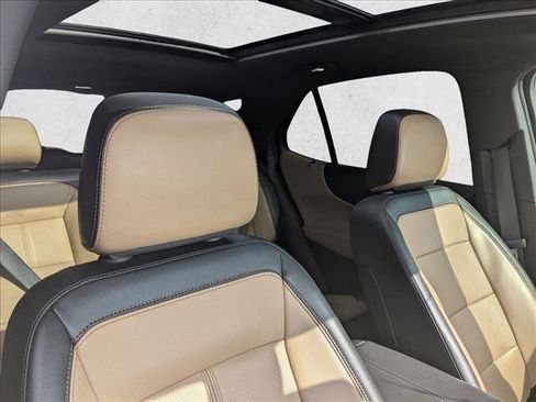 Used 2023 Chevrolet Equinox Premier image 20
