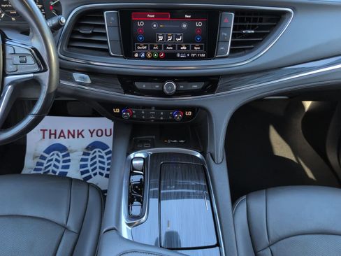 Used 2024 Buick Enclave Premium image 19