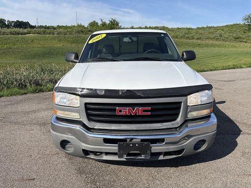 Used 2007 GMC Sierra 1500 W/T RWD image 8