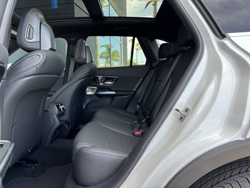 New 2026 Mercedes-Benz GLC 300 4MATIC image 8