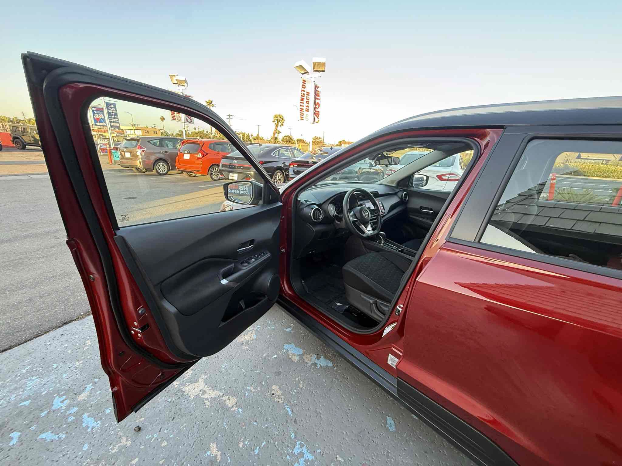 Used 2022 Nissan Kicks SV FWD image 79