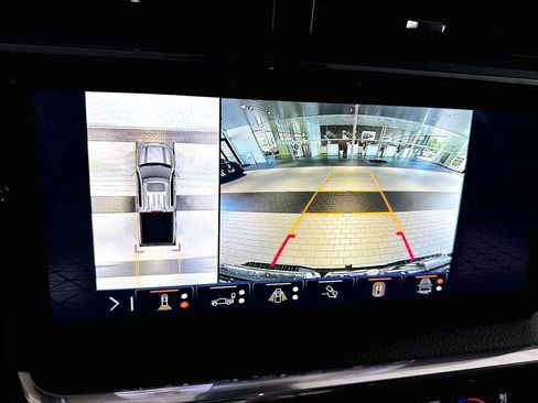 Used 2025 GMC Sierra 1500 Denali RWD image 28