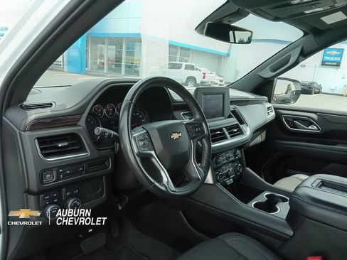 Certified 2022 Chevrolet Suburban LS AWD/4WD image 15