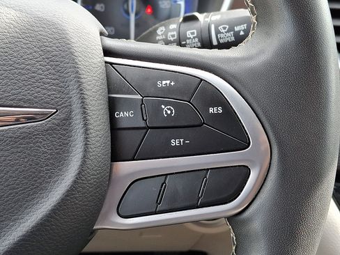 Used 2024 Chrysler Voyager LX FWD image 21