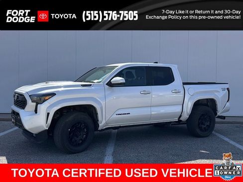 Used 2025 Toyota Tacoma TRD Sport AWD/4WD image 1