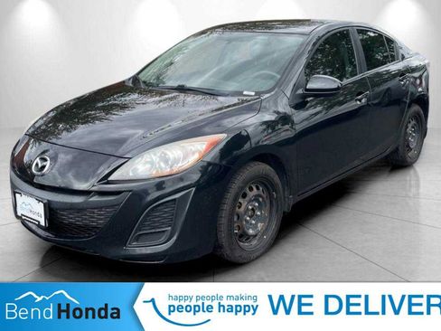 Used 2011 MAZDA MAZDA3 i Sport FWD image 1