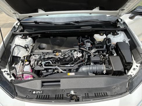 Used 2025 Toyota Camry XSE FWD image 34