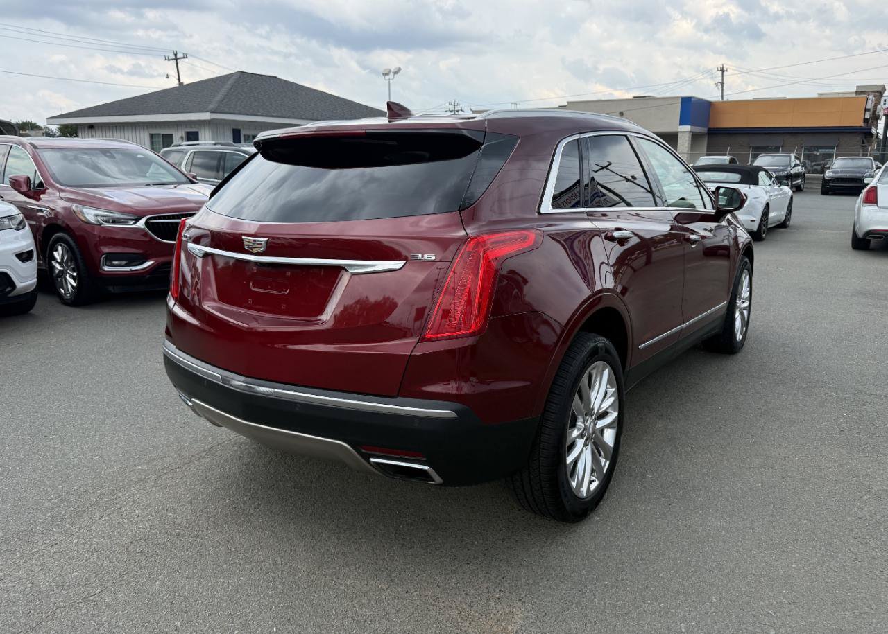 Used 2017 Cadillac XT5 Platinum AWD/4WD image 5