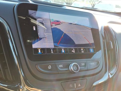 Used 2022 Chevrolet Equinox RS w/ RS Leather Package image 13