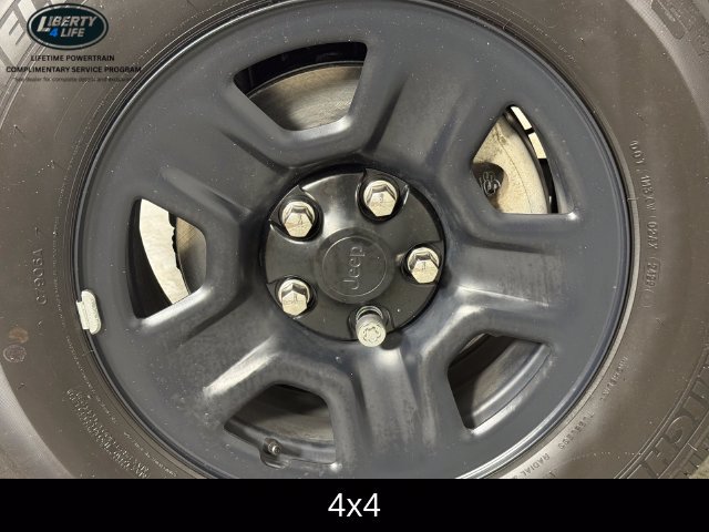 Used 2022 Jeep Wrangler Unlimited Sport AWD/4WD image 12