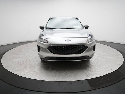 Used 2022 Ford Escape SE w/ Cold Weather Package image 11