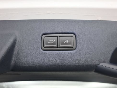 Used 2026 Kia Carnival EX FWD image 33