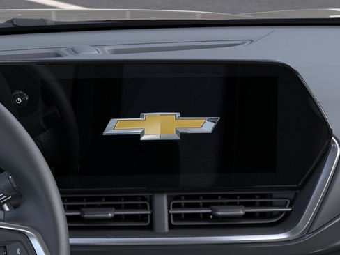 New 2026 Chevrolet Trax ACTIV w/ Sunroof Package FWD image 20
