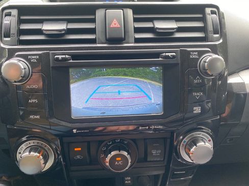 Used 2017 Toyota 4Runner TRD Pro AWD/4WD image 28