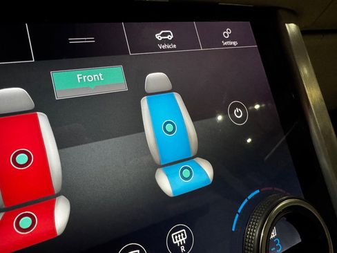 Used 2020 Land Rover Range Rover HSE image 36