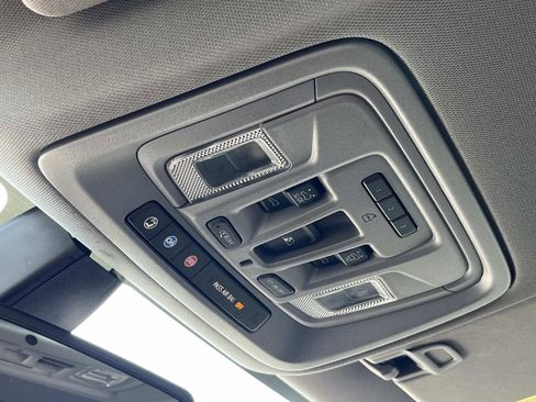 Used 2021 GMC Sierra 1500 Denali w/ Denali Premium Package image 35