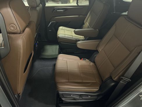 Certified 2025 Chevrolet Tahoe High Country w/ Sun And Tow Package image 19