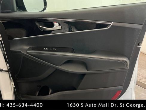Used 2016 Kia Sorento LX image 23