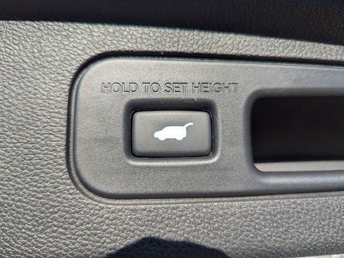 Used 2024 Honda Odyssey Elite image 9