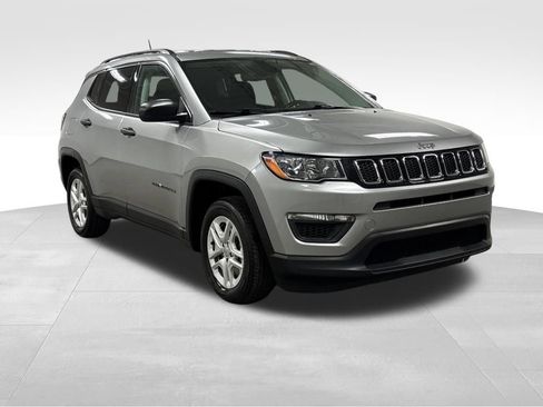 Used 2021 Jeep Compass Sport w/ Cold Weather Group image 2