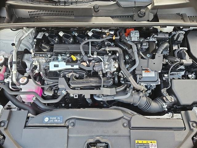 Used 2025 Toyota Prius LE FWD image 28