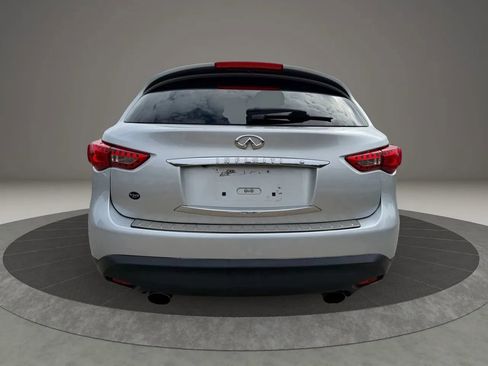 Used 2017 INFINITI QX70 3.7 image 4