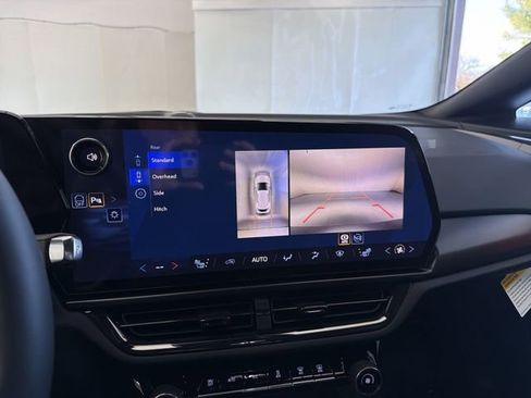 New 2026 Chevrolet Equinox EV RS image 28