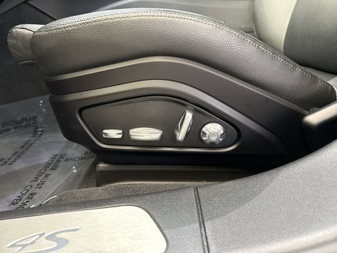 Used 2018 Porsche Panamera 4S AWD/4WD image 21