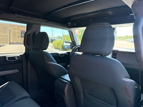 Used 2023 Ford Bronco Outer Banks AWD/4WD image 16
