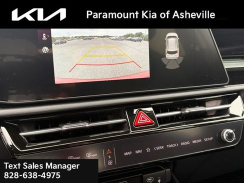 New 2025 Kia Niro EX image 10