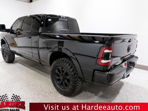 Used 2024 RAM 2500 Limited AWD/4WD image 3