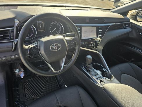 Used 2020 Toyota Camry LE image 13