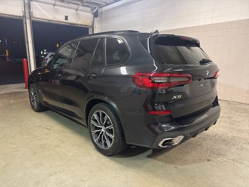 Used 2019 BMW X5 xDrive40i w/ M Sport Package AWD/4WD image 5