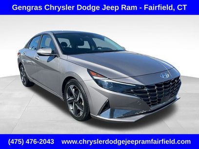 Used 2022 Hyundai Elantra SEL w/ Convenience + Premium Package